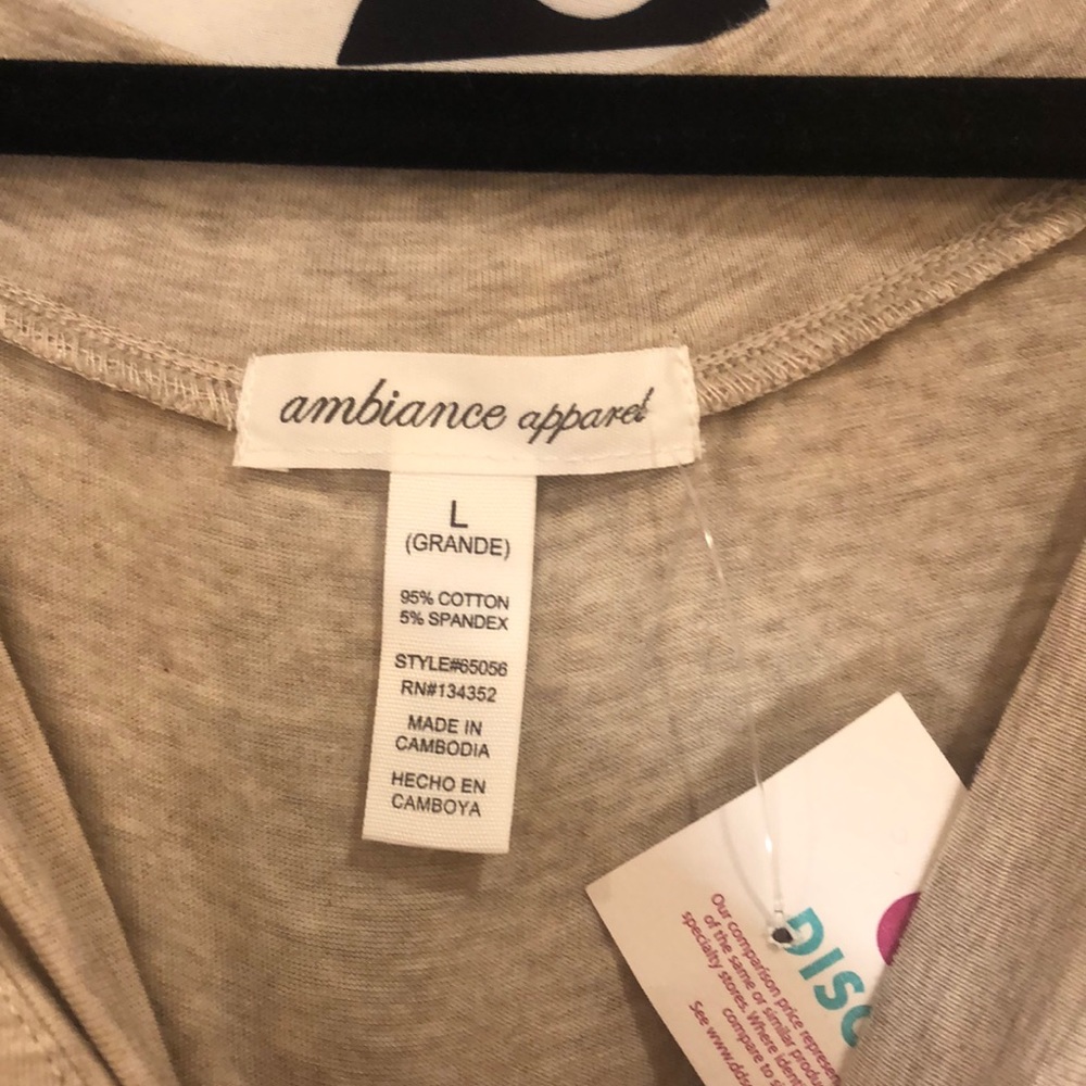 v neck tee - Picture 2 of 3